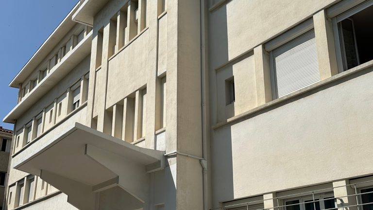 FACADE LES BARTAVELLES TOULON
